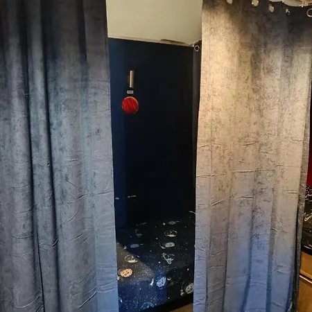 Hostel Galaxy-2